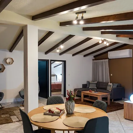 Malevi's Loft Kalambaka